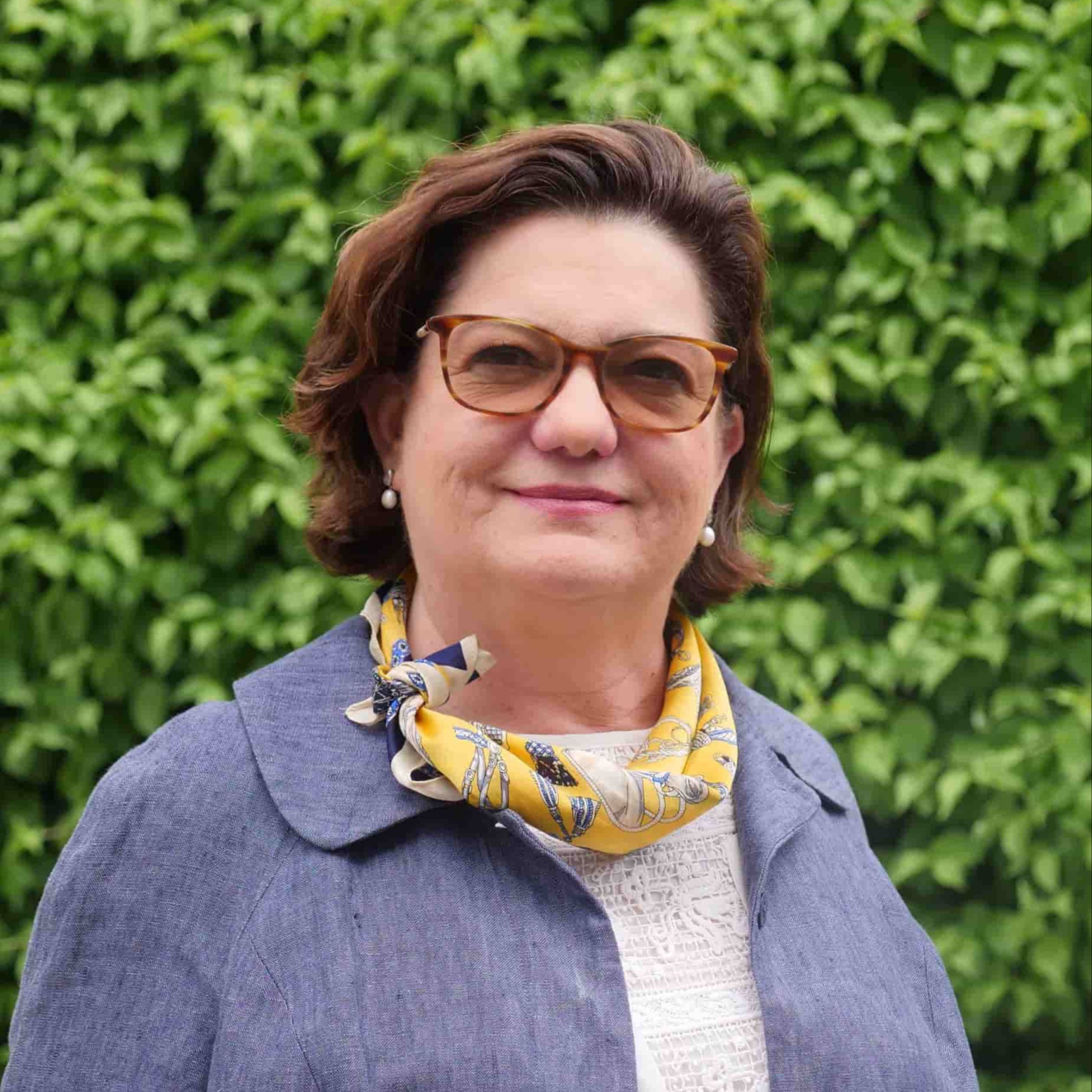 Maria Angeles Serret